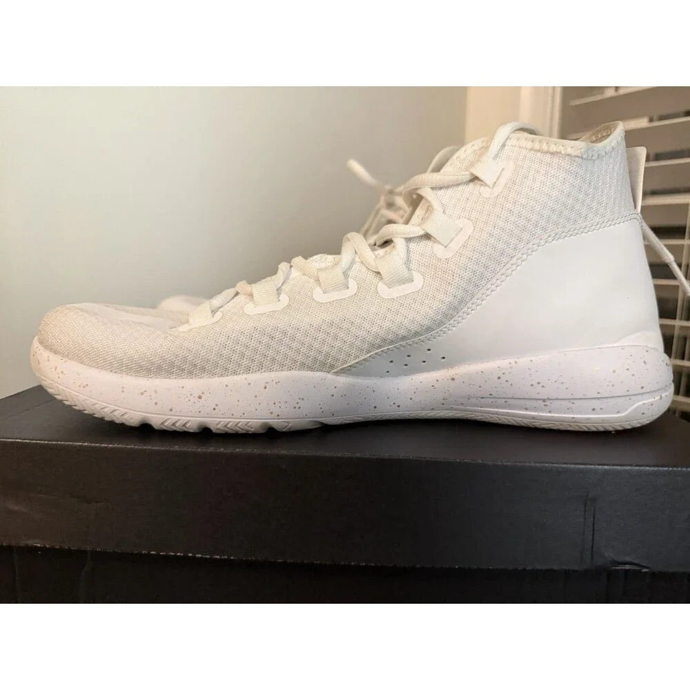 Nike Air Jordan Reveal Metallic Gold Coin White Sneakers Men’s 11.5